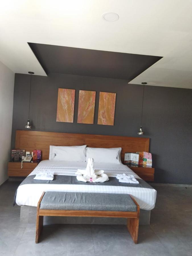 M Elite Black Hotel 4*
