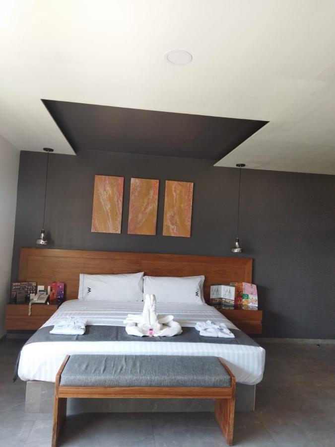 M Elite Black Hotel 4*