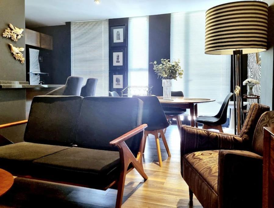 Elegant Boutique In La Roma 2br/2ba/terrace Cidade do México