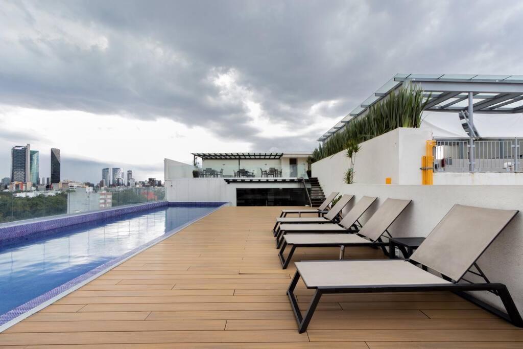 Departamento En Condesa Con Alberca Y Gimnasio