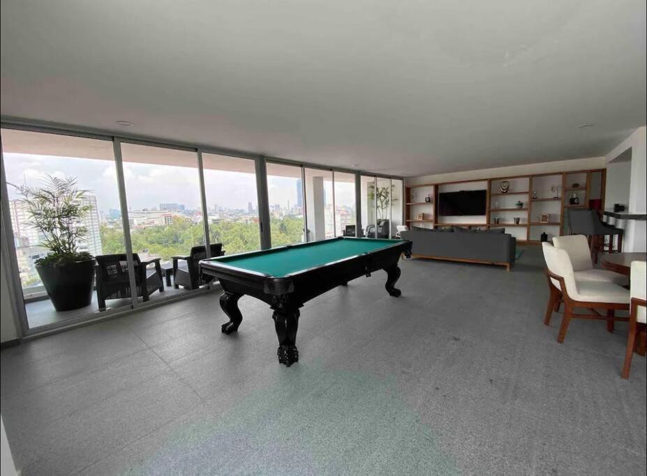 Departamento En Condesa Con Alberca Y Gimnasio Cidade do México