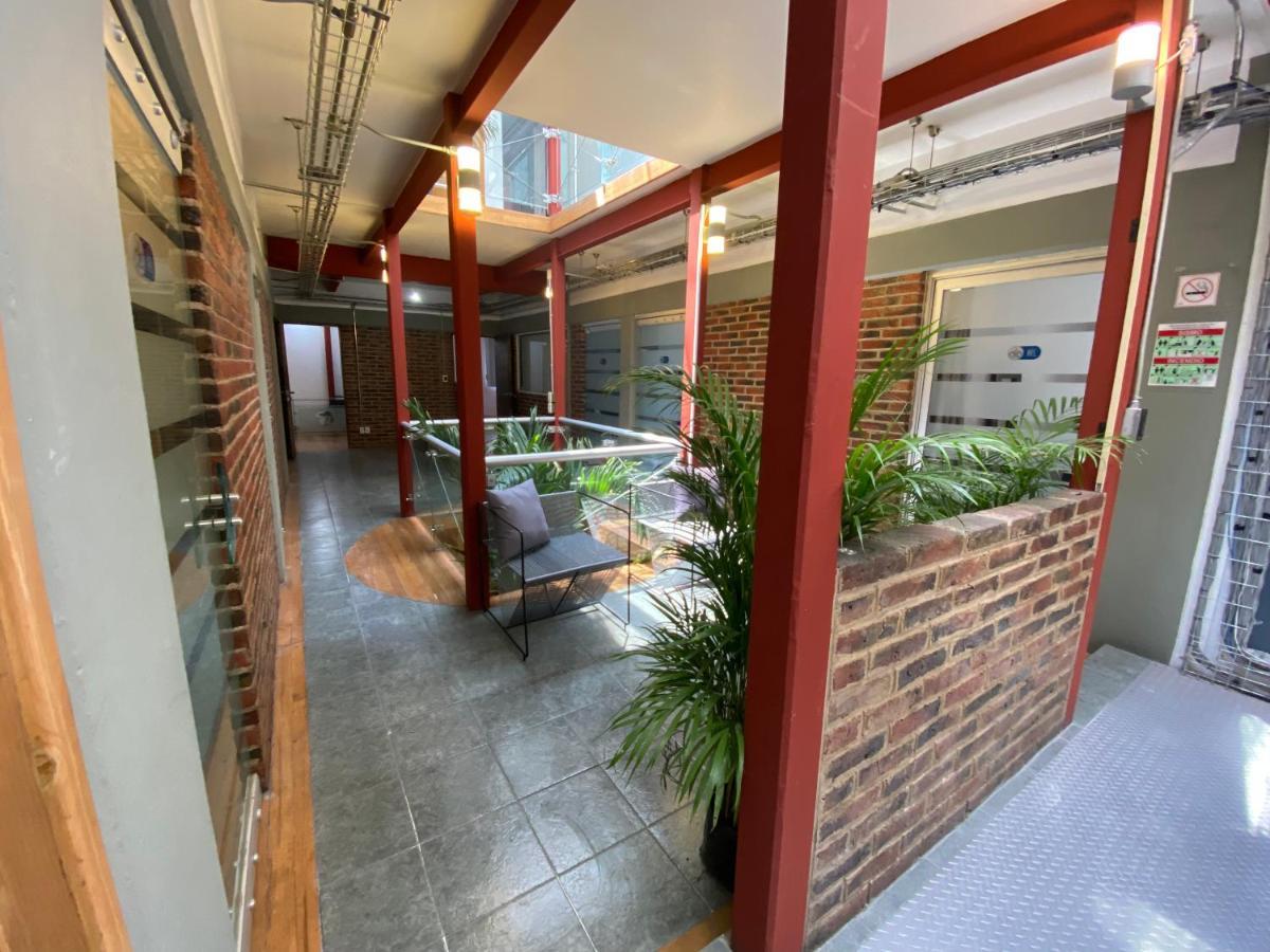 Hostal Roomies Reforma-el Angel *
