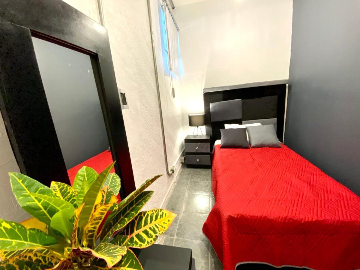 Hostal Roomies Reforma-el Angel
