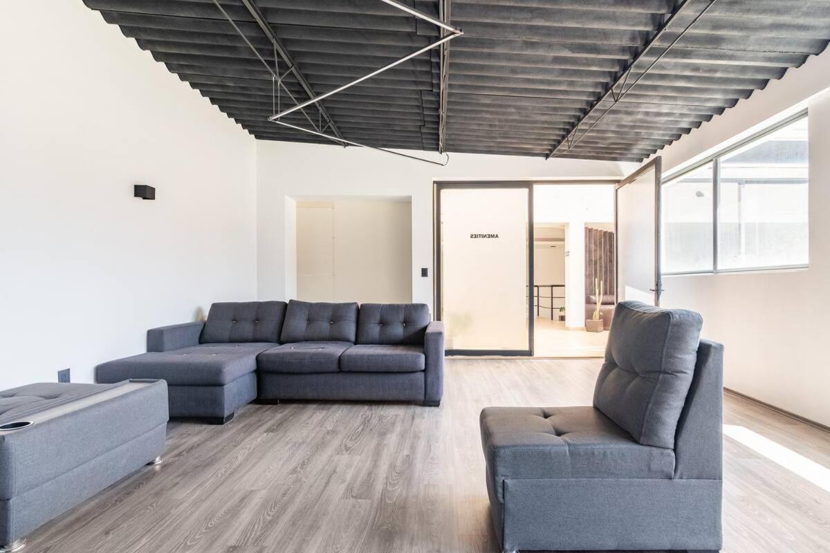 Sanrafa Office * Mexico City