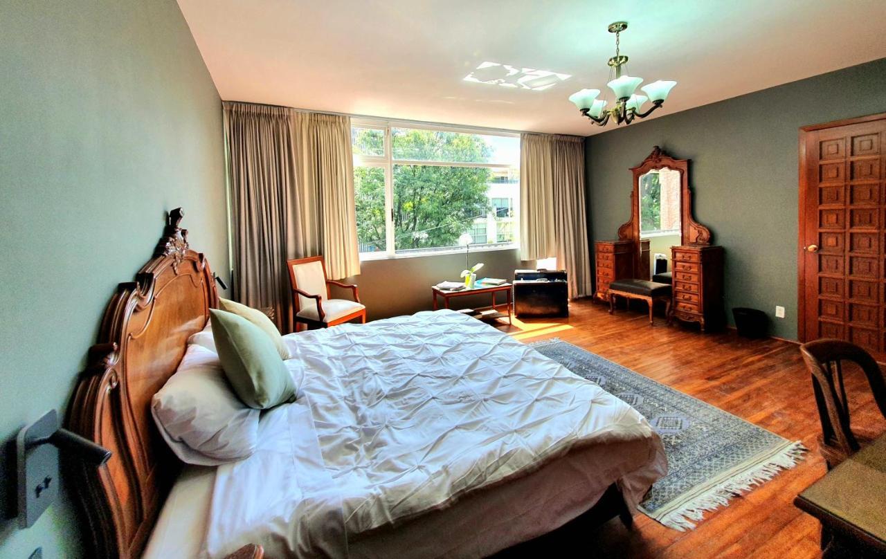 Lindas Eugenio Sue Guest house