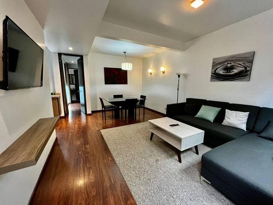 Condesa Amsterdam 303 Exquisite 1 Bedroom, 1 Bathroom On Amsterdam Avenue * Mexico City