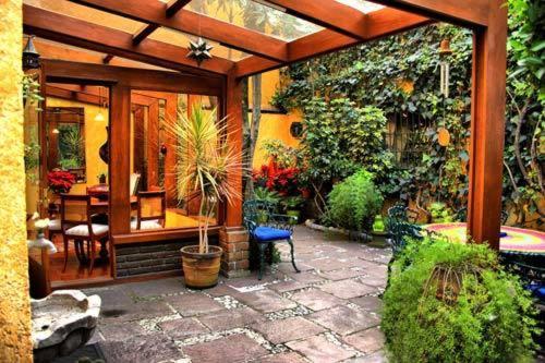La Casita Del Patio Acomodação com café da manhã  2*