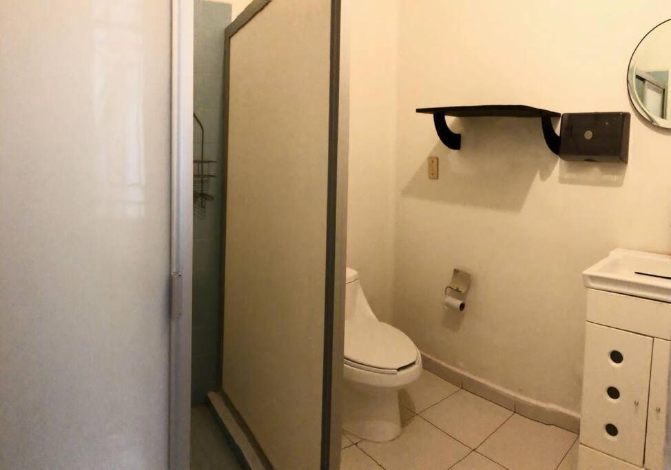 C2 Cuarto Condesa Amsterdam Homestay