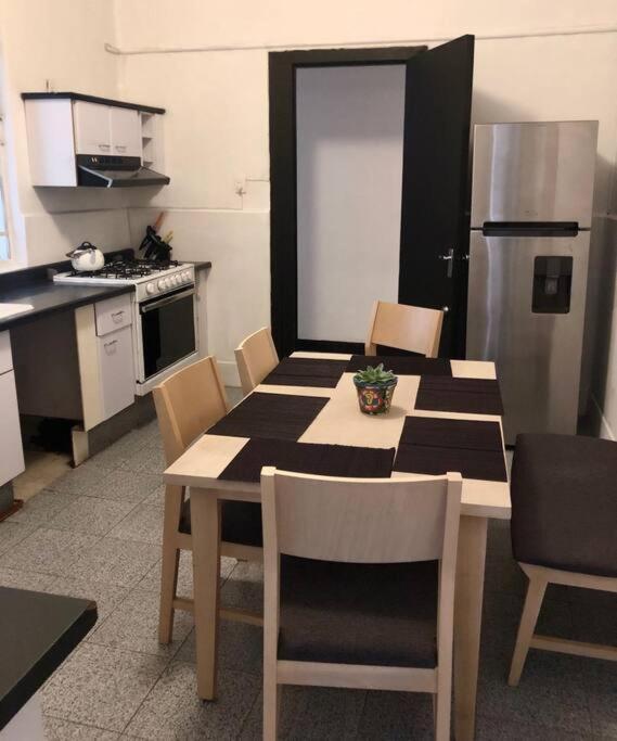 C2 Cuarto Condesa Amsterdam *
