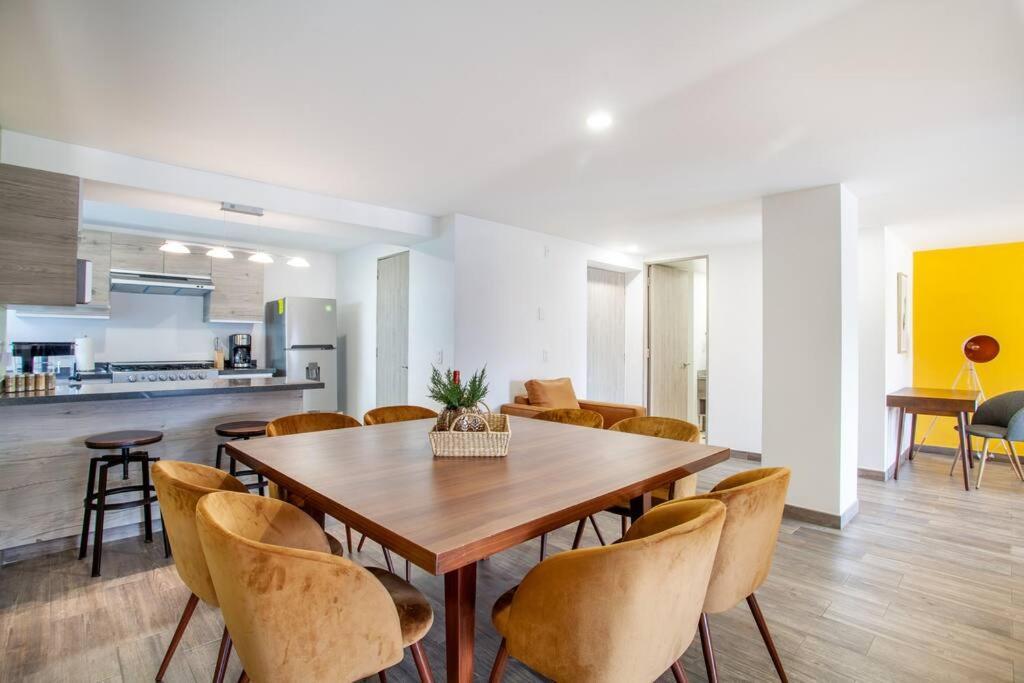 Moderno Mexicano 3br/2ba 200mbps Apartamento