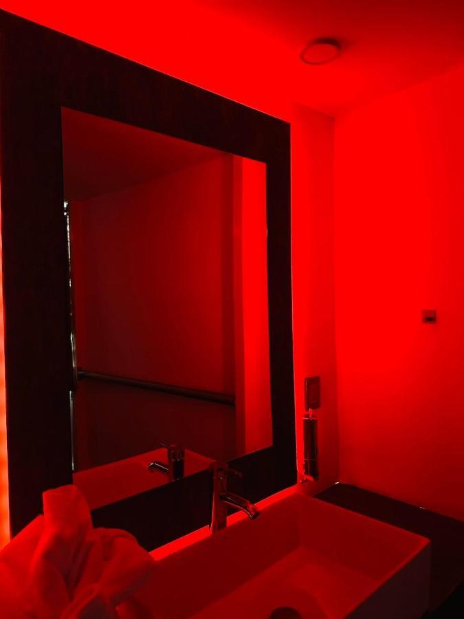 Hotel del amor Sal De La Monotonia Con Tu Pareja - Discret *