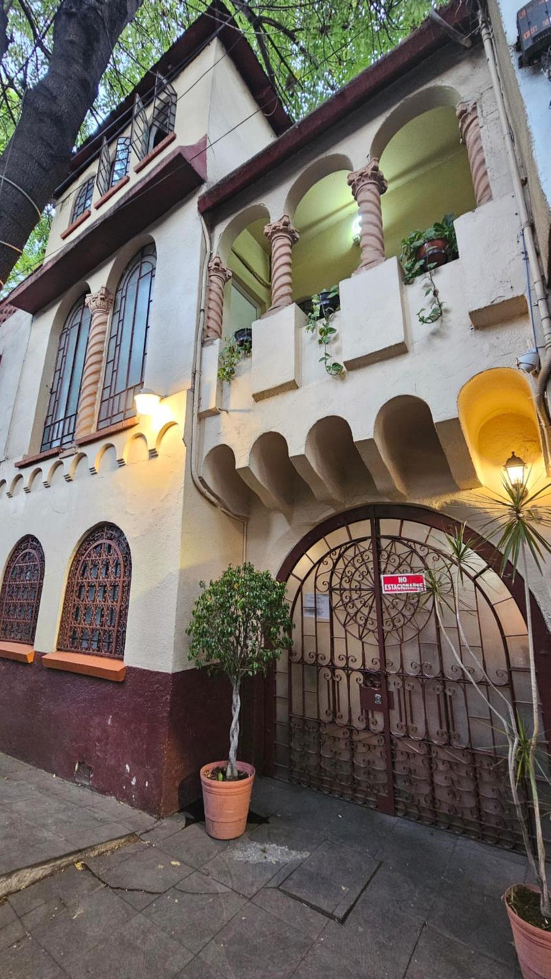 Casa Condesa Amatlan 84 Mexico City