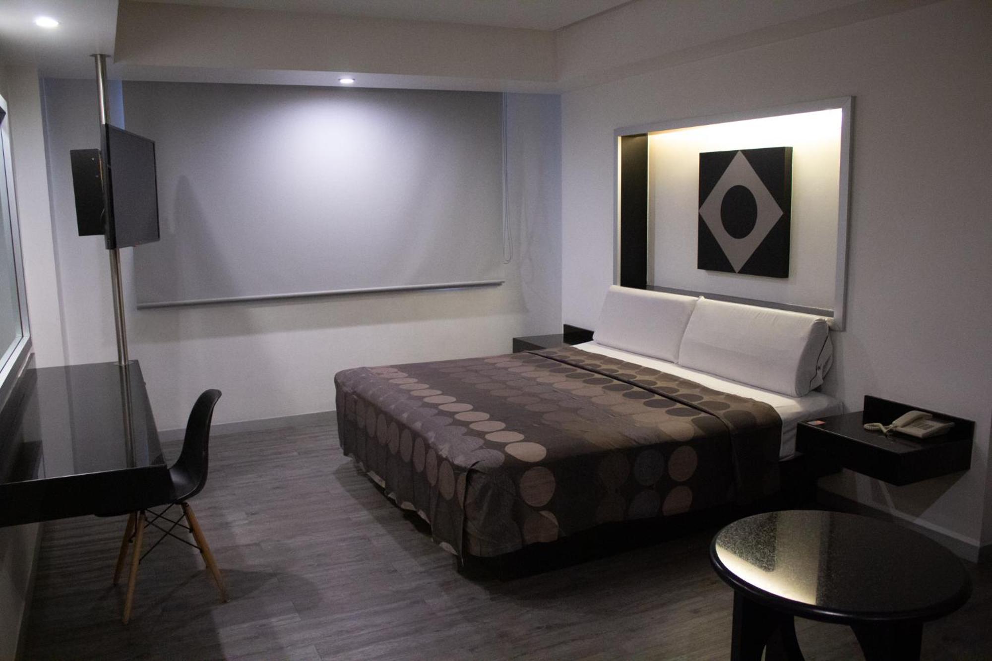Hotel Harare 3*