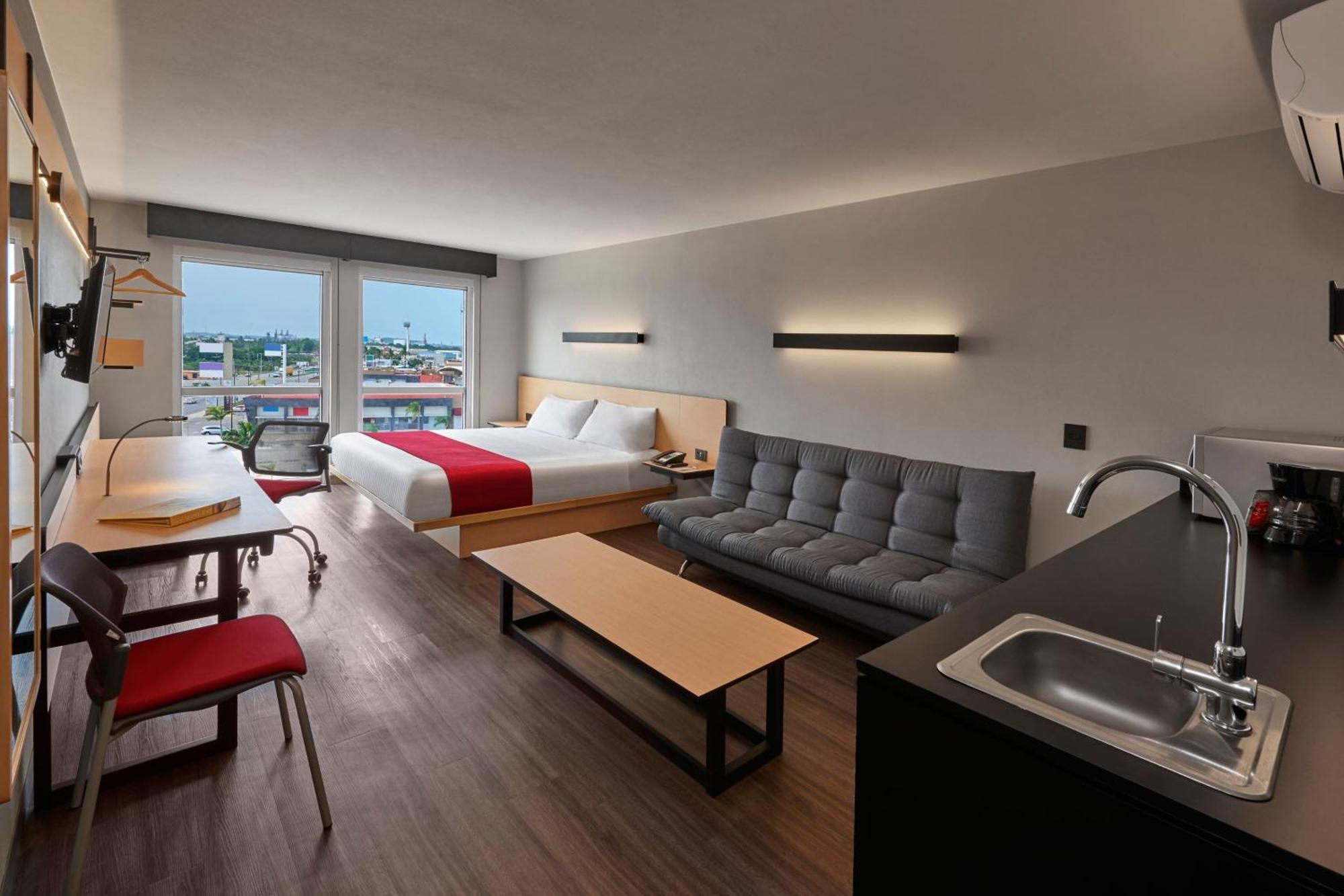 Hotel Express By Marriott Ciudad De Ebc Reforma 4*
