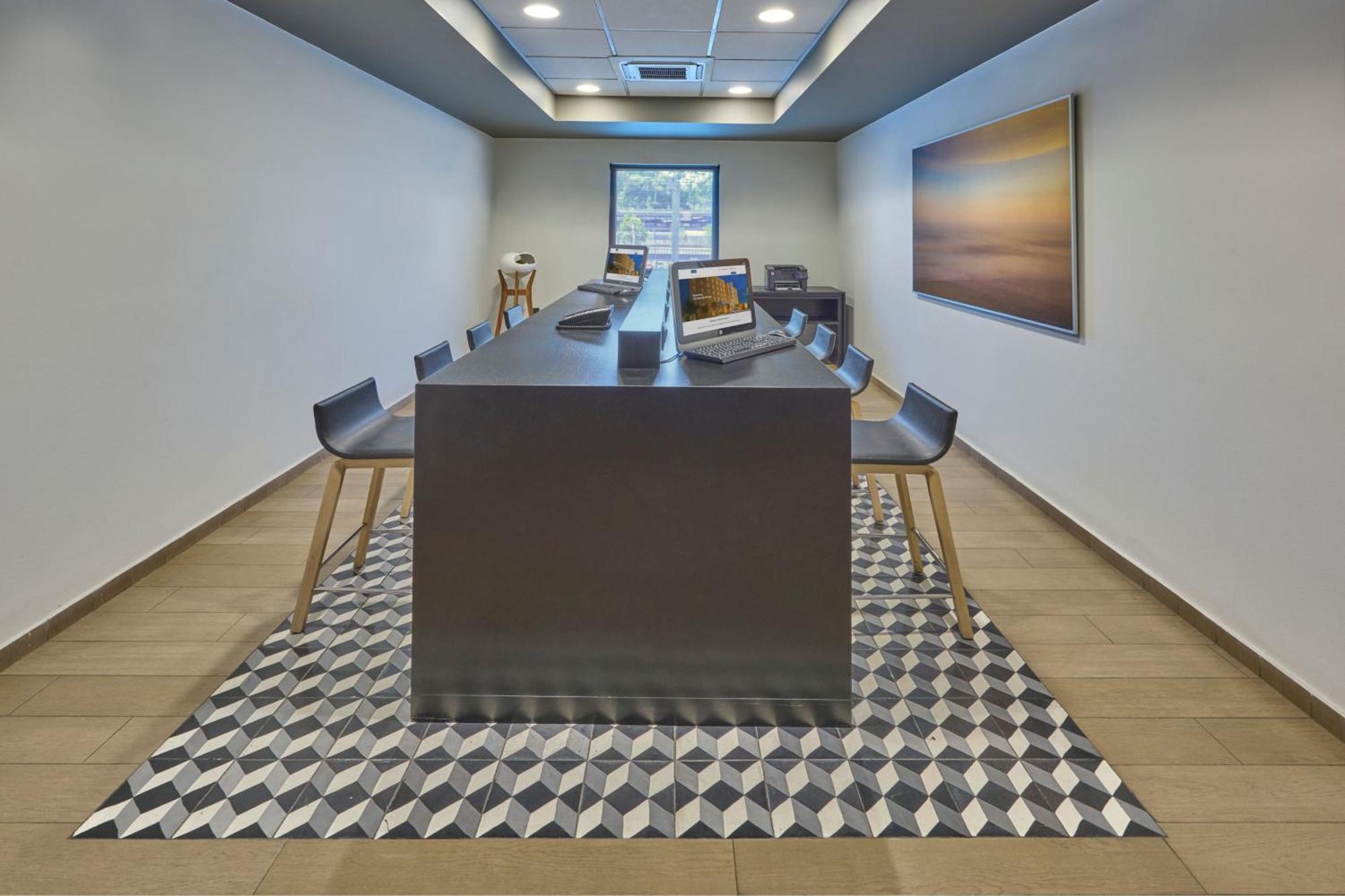 Express By Marriott Ciudad De Periferico Sur Tlalpan Hotel 4*