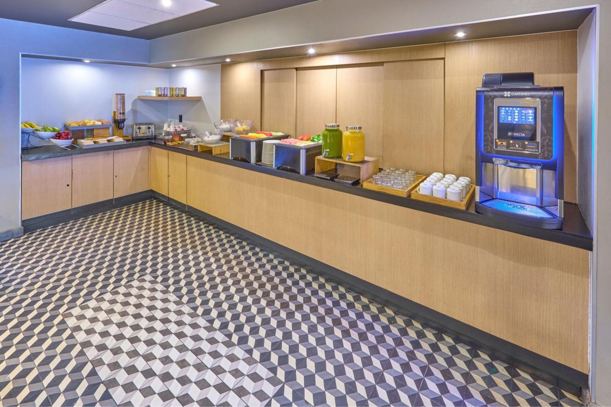 Express By Marriott Ciudad De Periferico Sur Tlalpan Hotel 4*