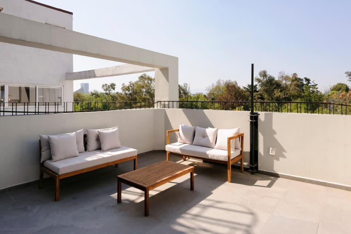 Stunning Penthouse With Terrace In Condesa *
