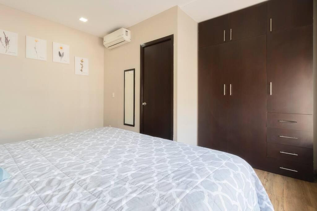 501 Zocalo 3bdrm 2bath Rooftop Apartment