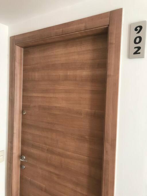 Place In South City. Apartamento *