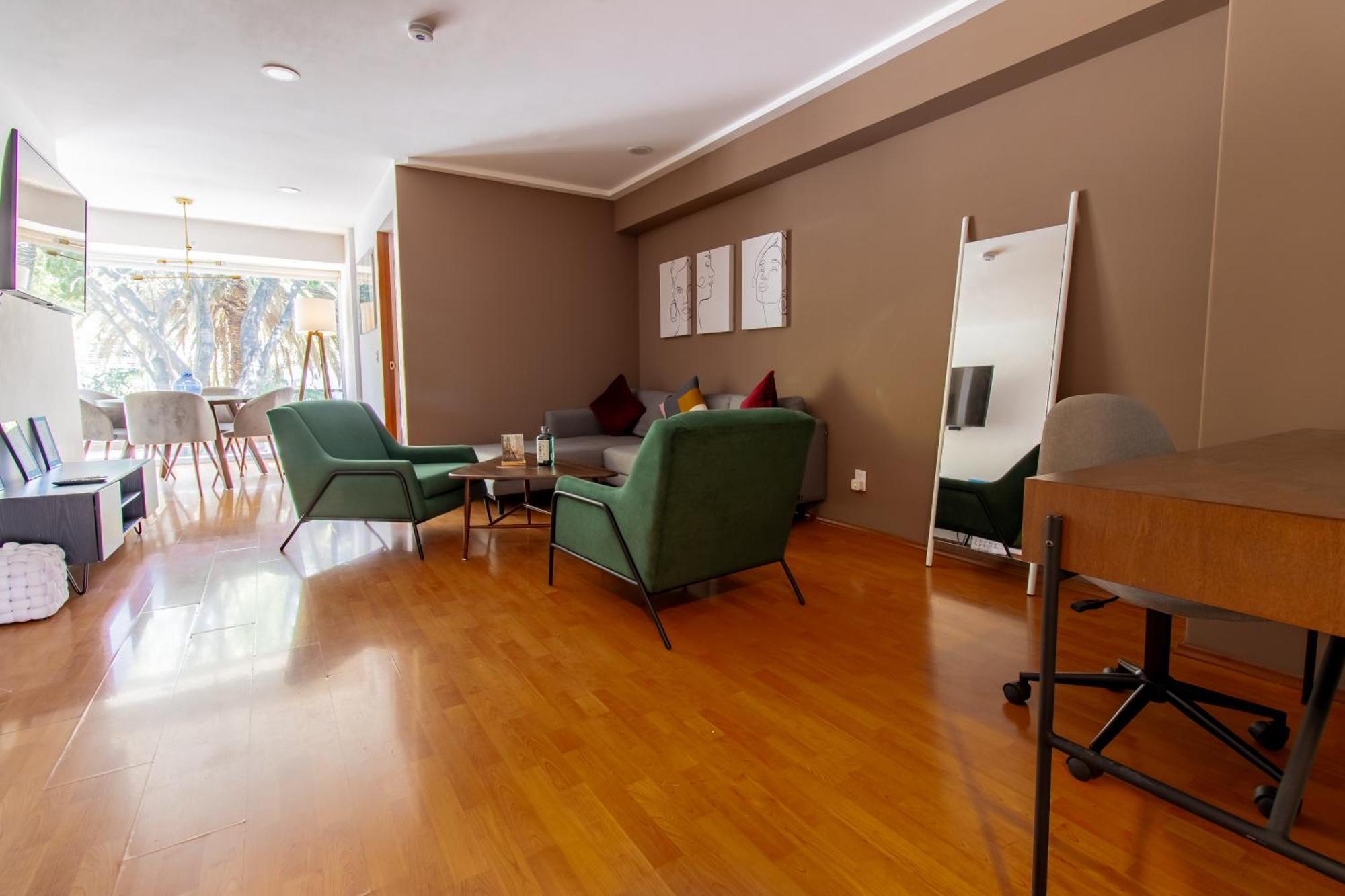 Capitalia - - Anzures *