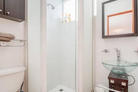 Сasa de vacaciones Upscale Polanco, 24 7 Security, Walk To Shopping! *