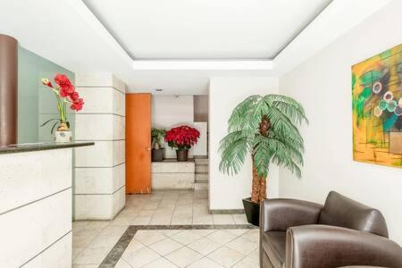 Upscale Polanco, 24 7 Security, Walk To Shopping! * México DF