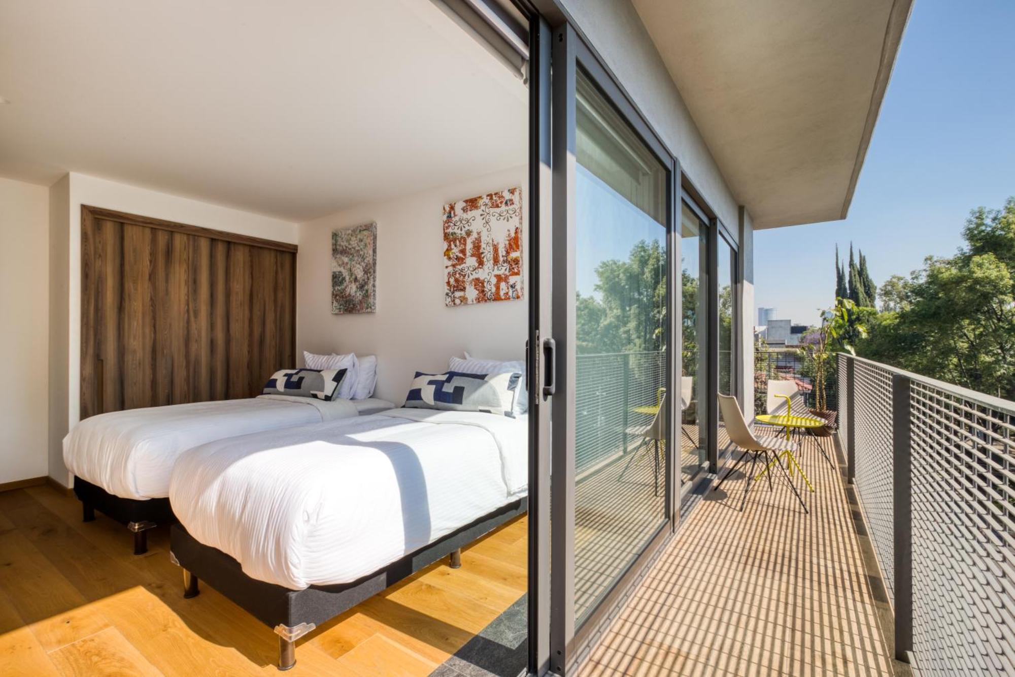 Taman Mr W Apartment Mexico City