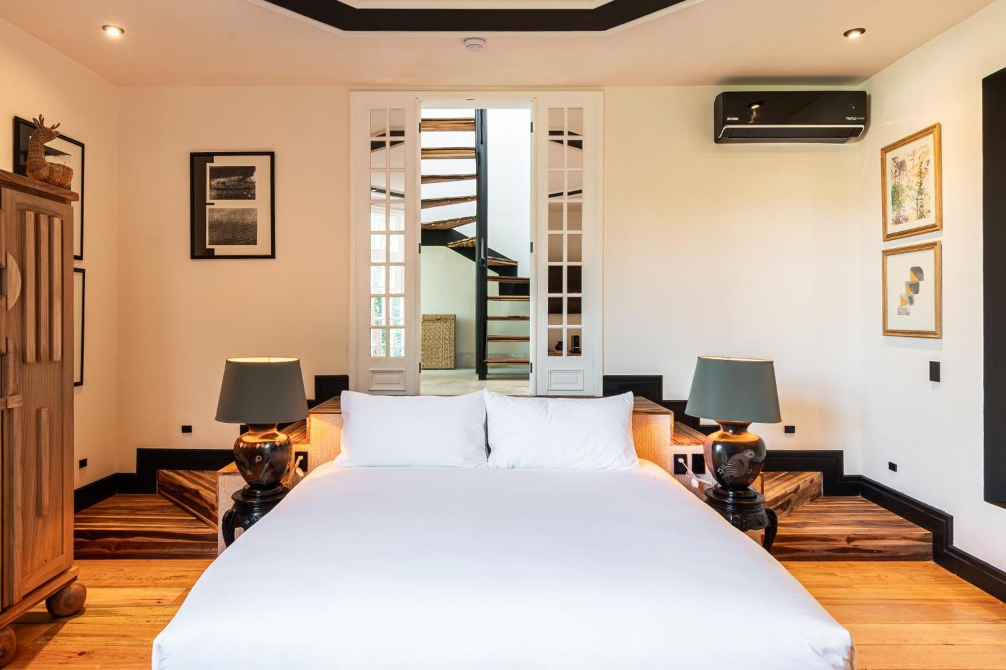 La Valise Hotel