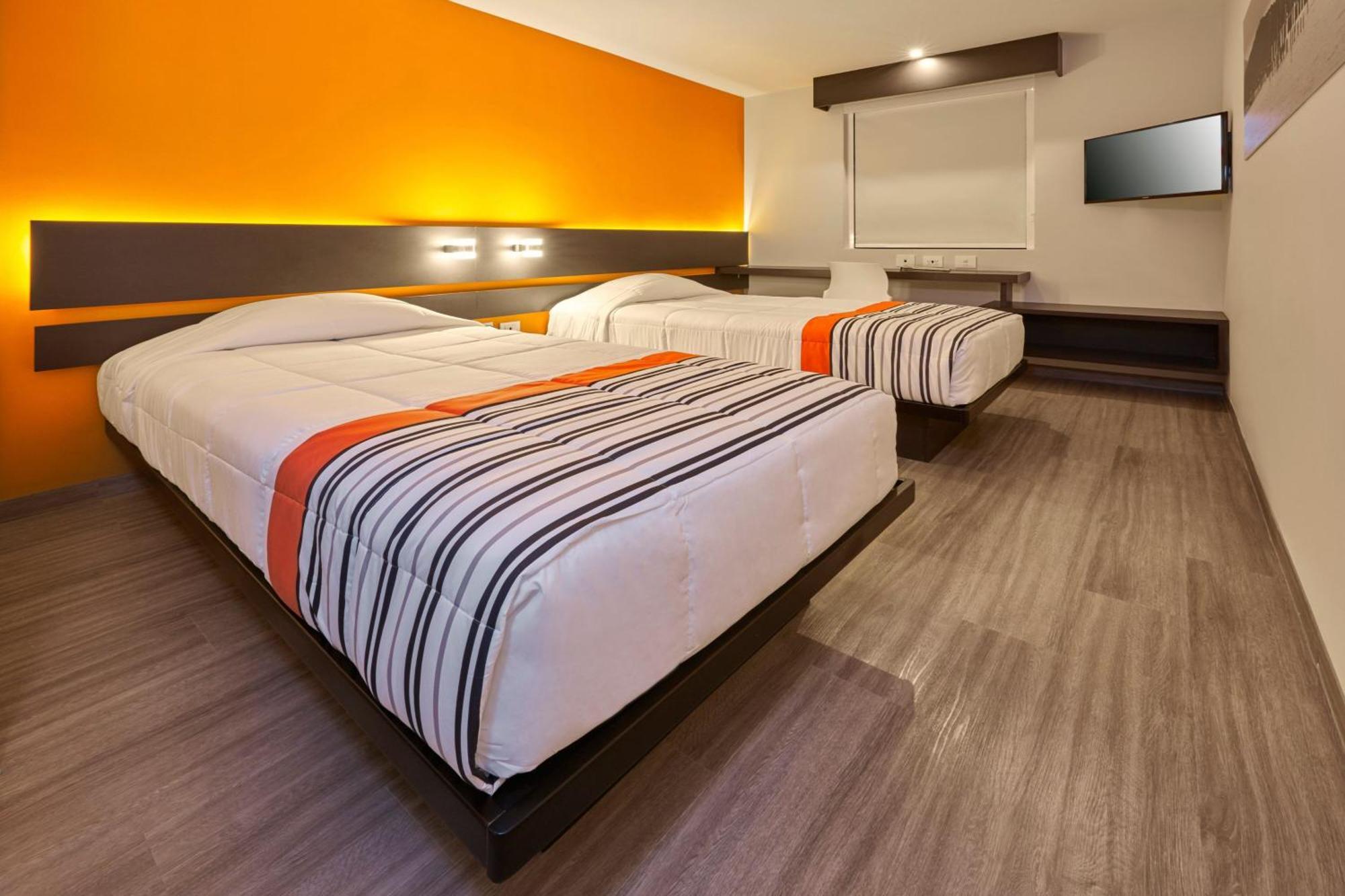 Express Junior By Marriott Ciudad De Mexico Sullivan Hotel