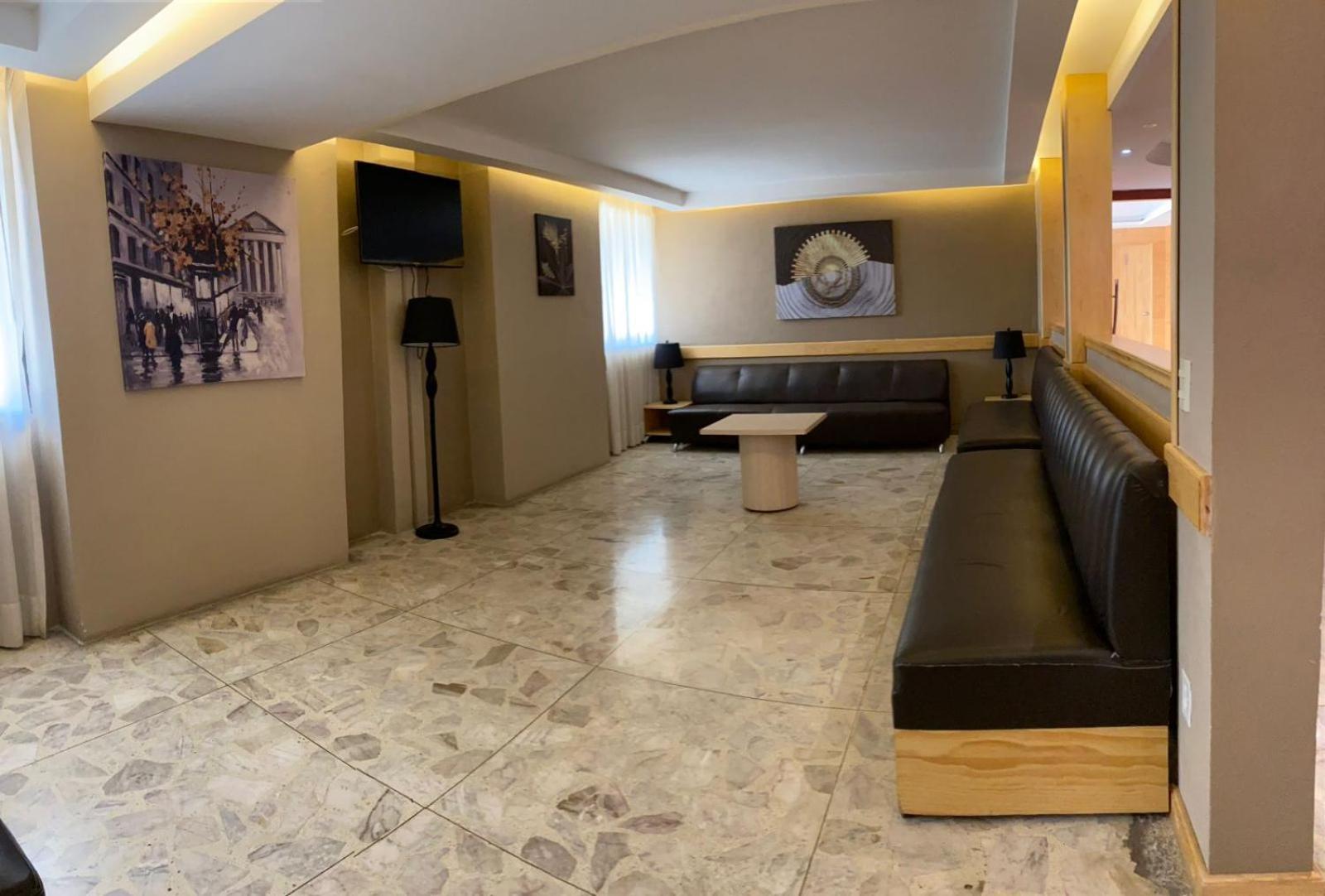 Gran Vía Hotel *