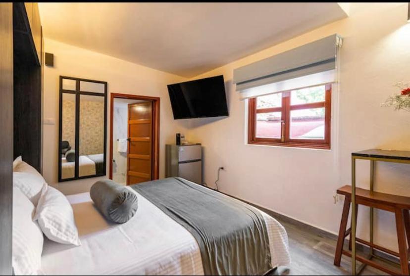 Siete Puertas Coyoacan Hotel *
