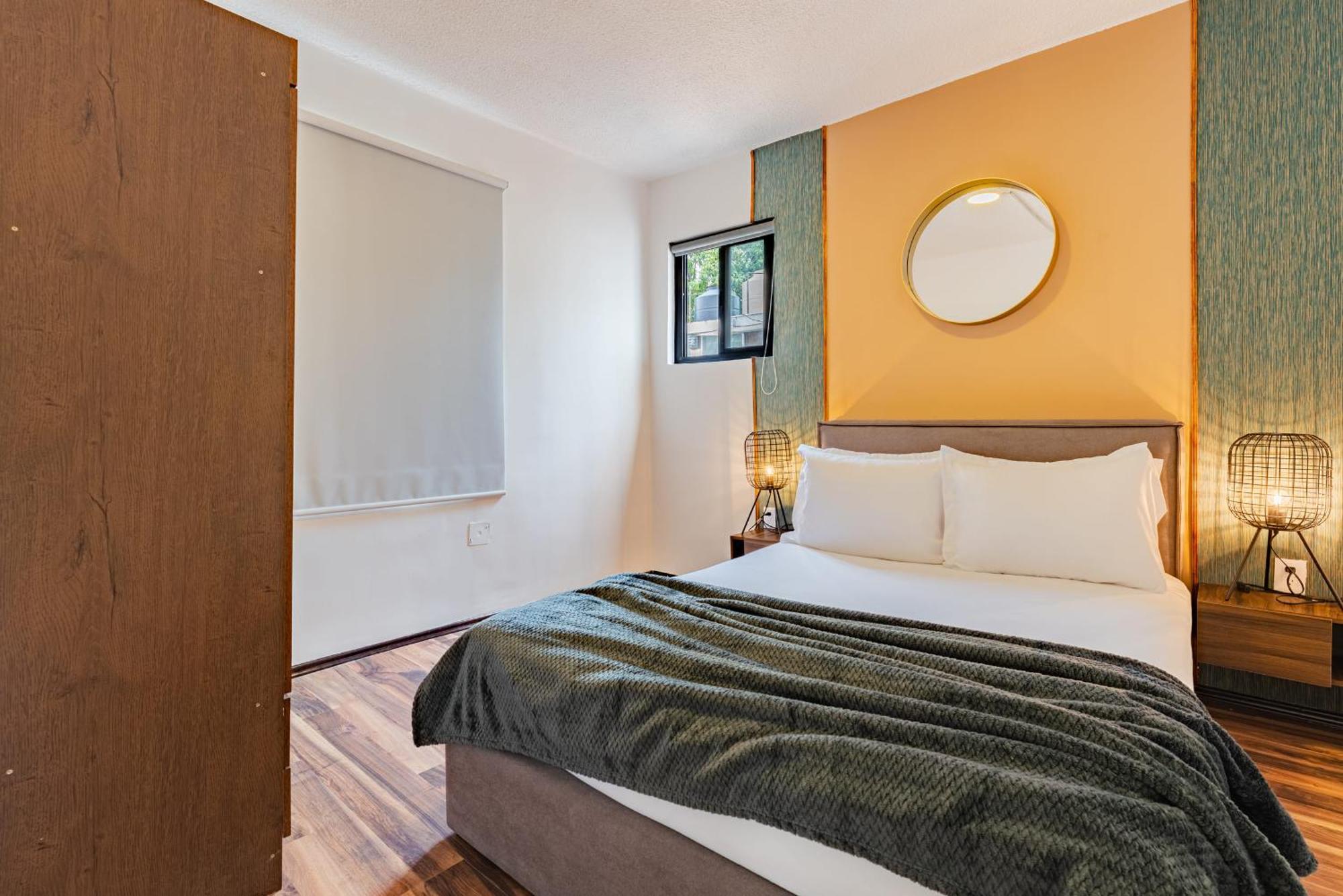 Santa Ma La Ribera Lofts By Vh