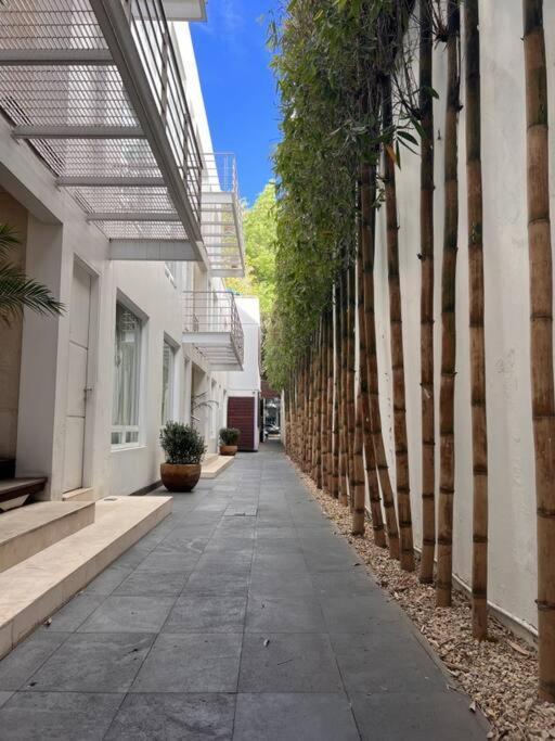 Condesa Amsterdam 102 Stylish 1 Bed1 Bath On Amsterdam Av *