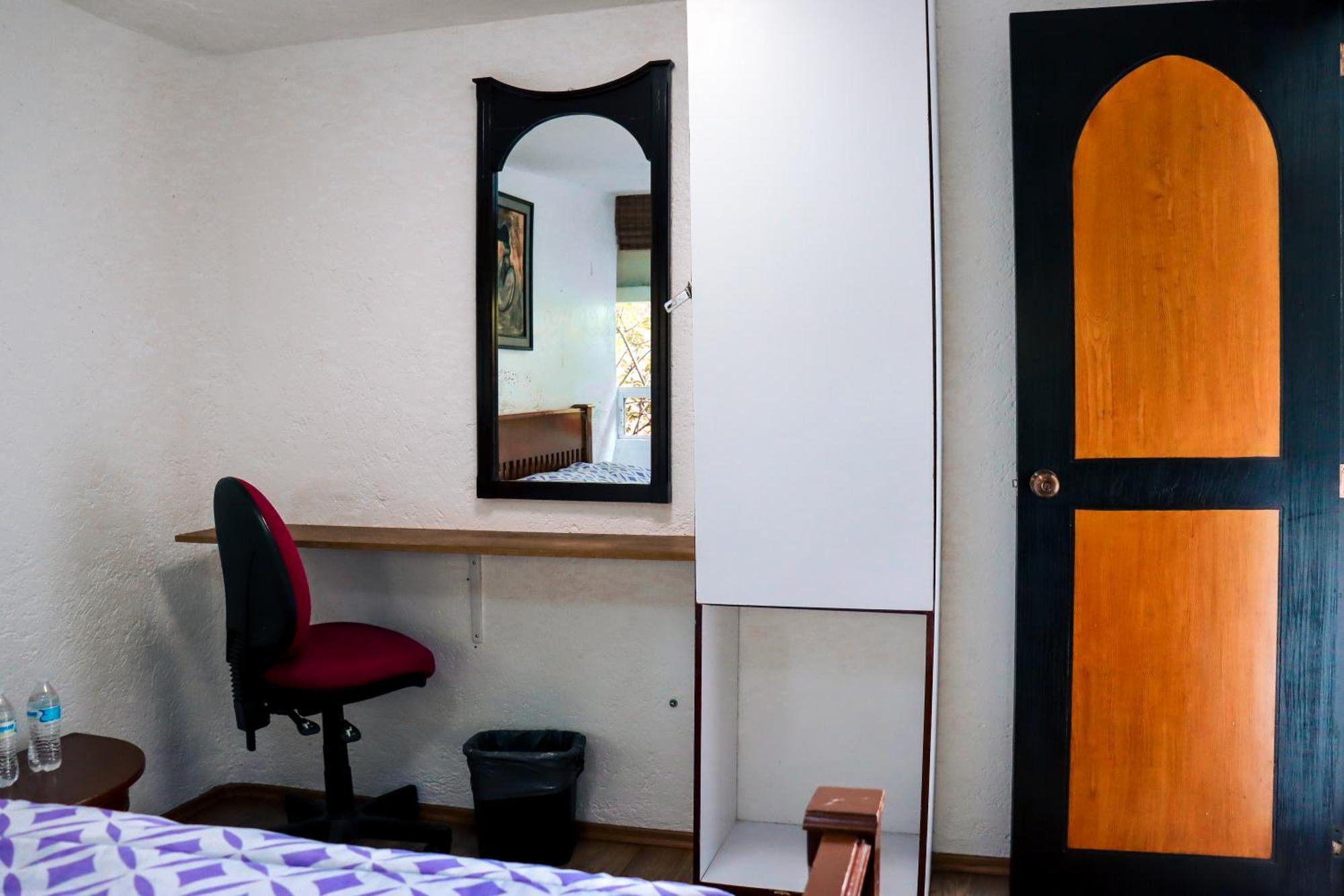 Hostal Cuija Coyoacan Berlin 268 Coyoacan 2*