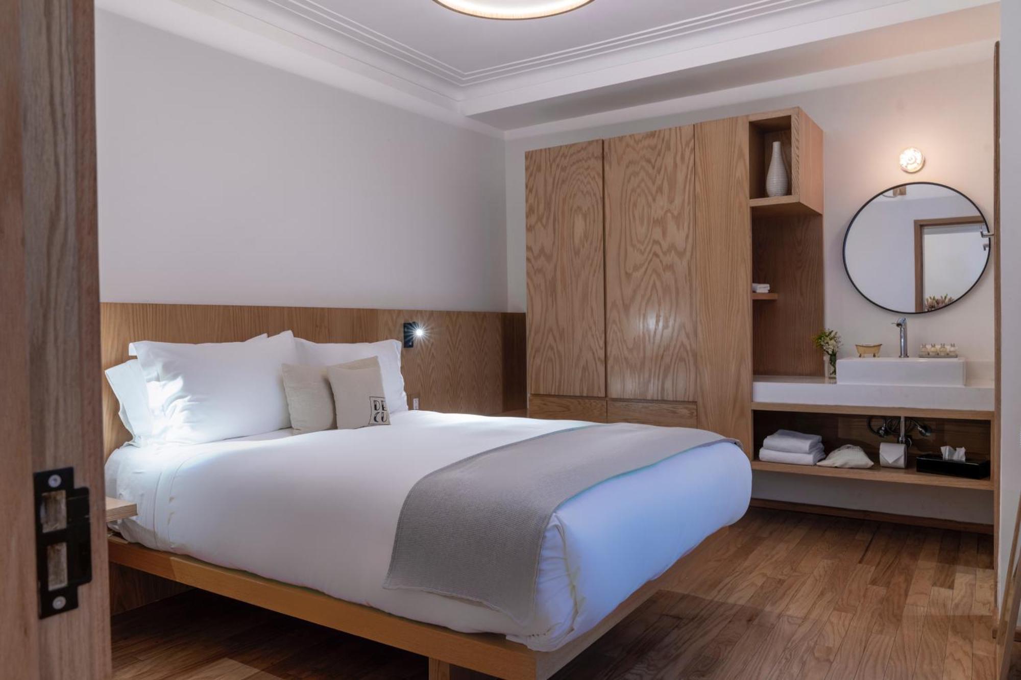 Casa Decu 4*