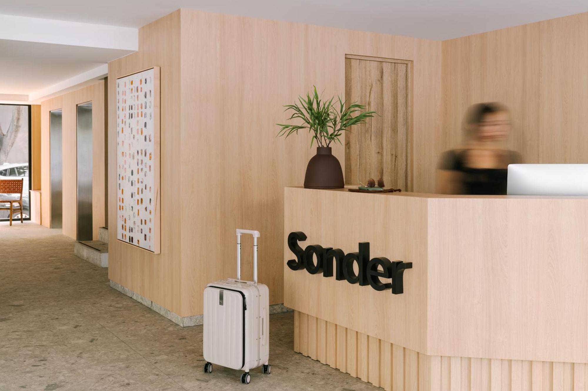 Sonder Miravalle Apartahotel