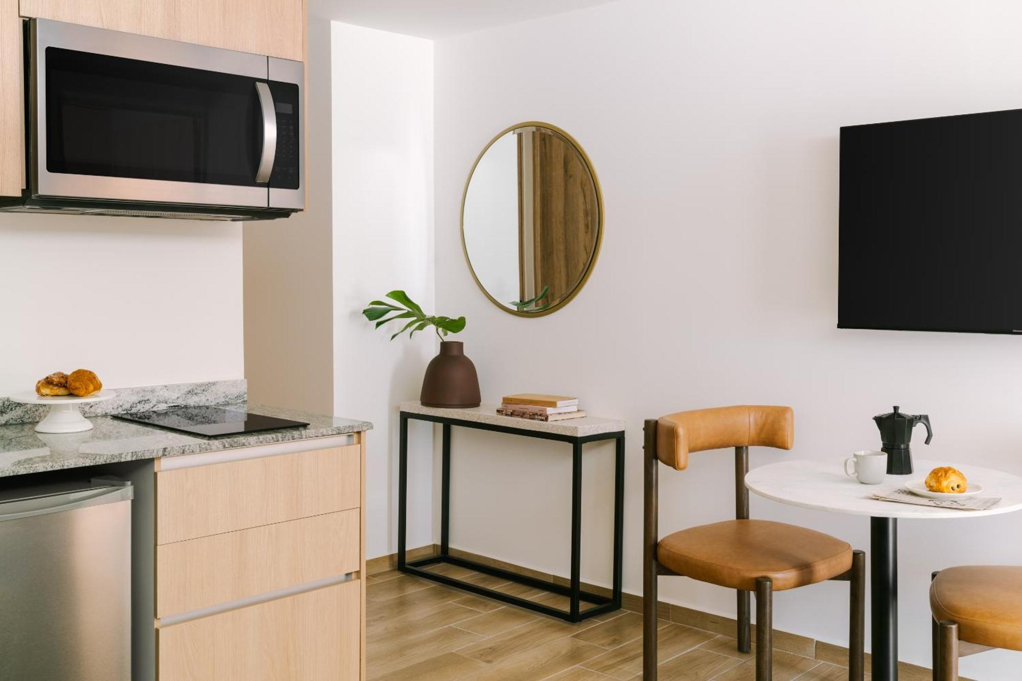 Sonder Miravalle Apartahotel