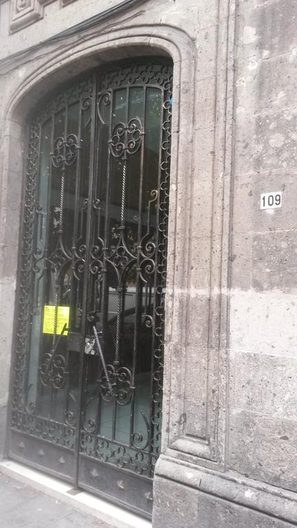 Pensión Zocalo *