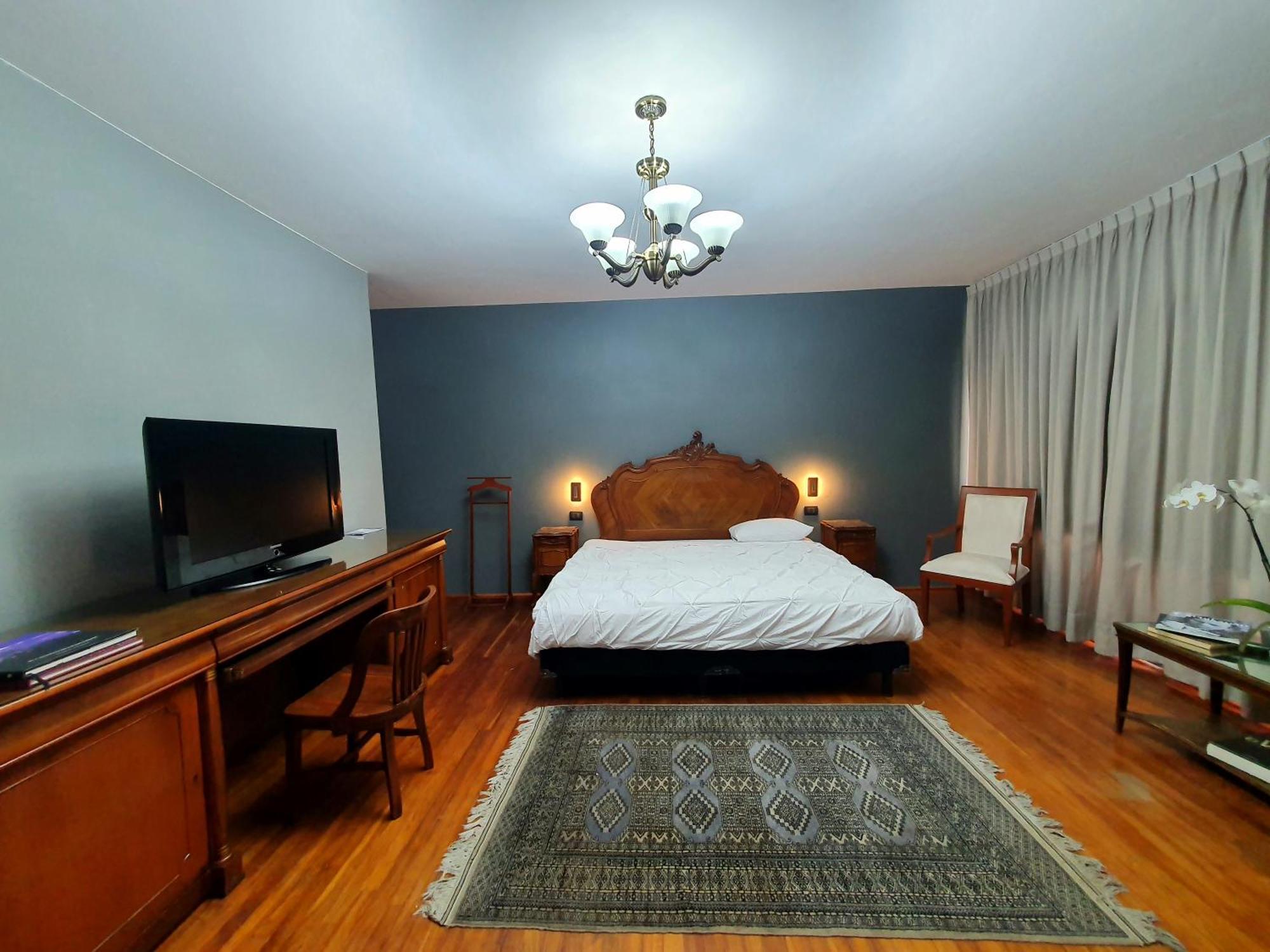 Lindas Eugenio Sue Guest house