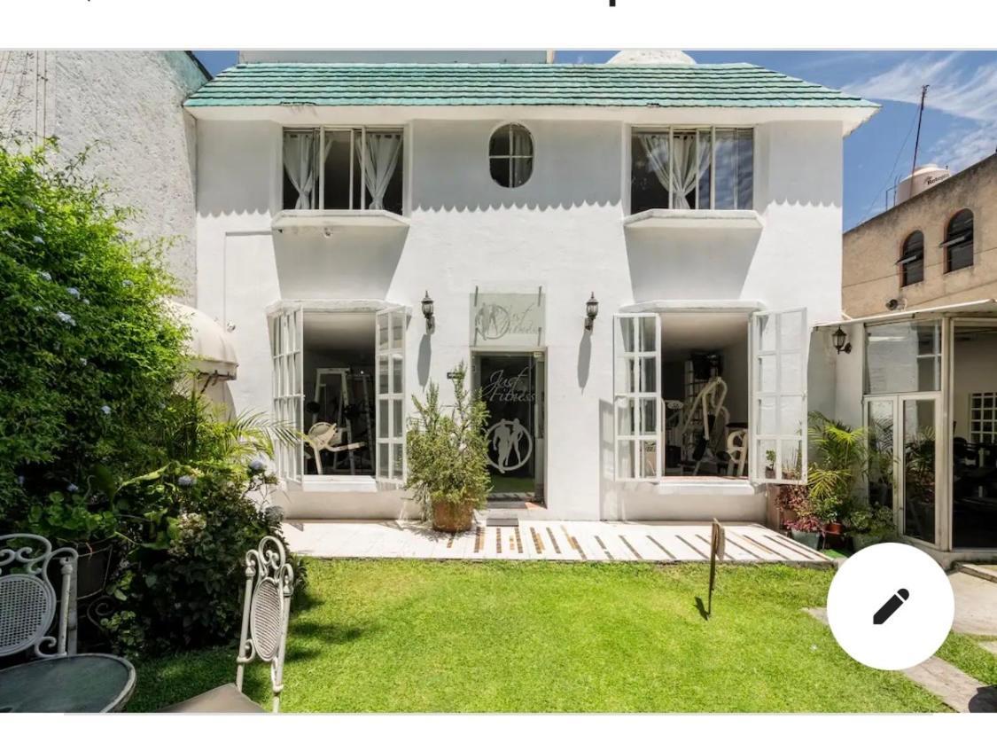 Club De Golf Guest house