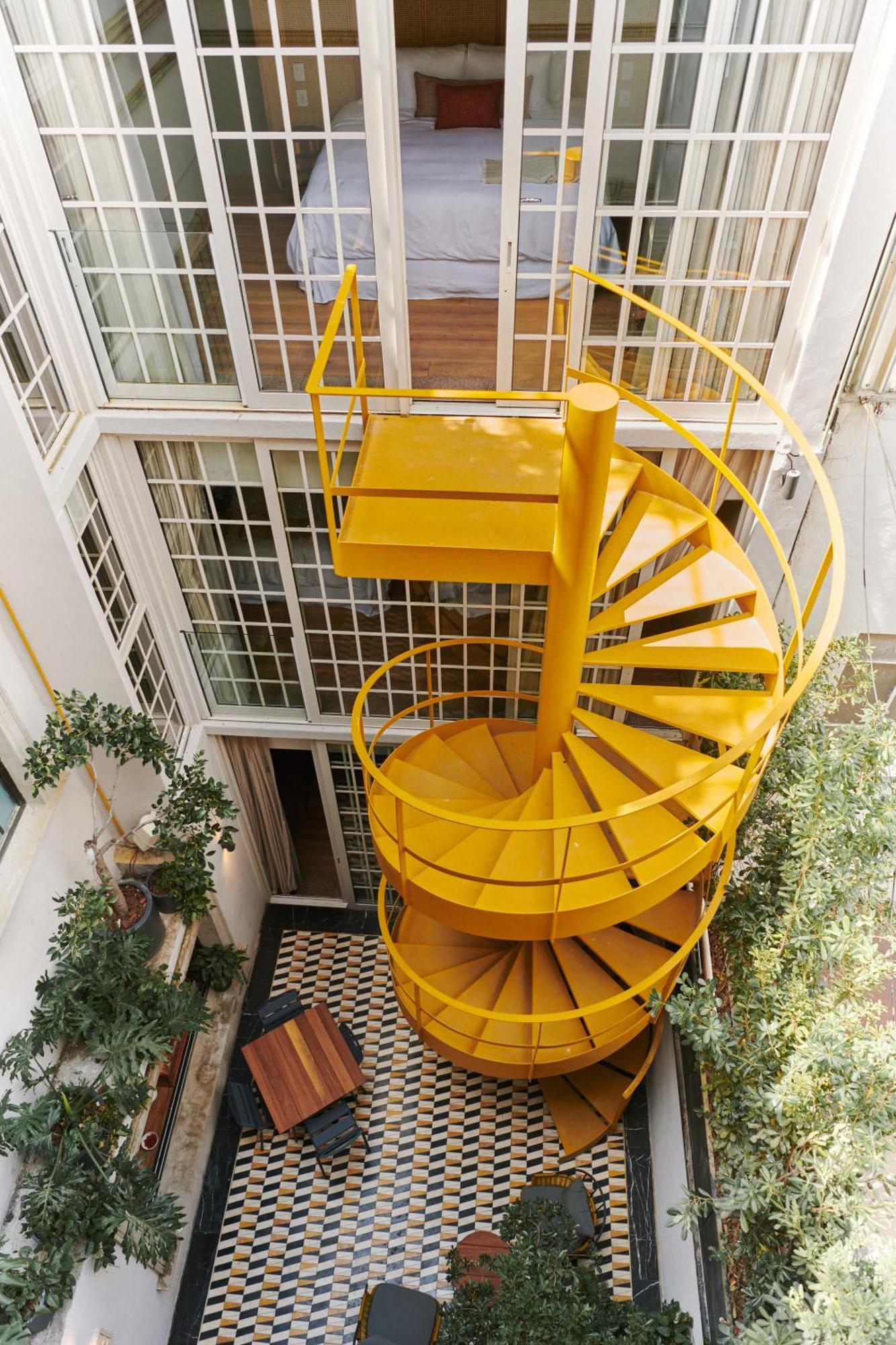 Casa Izeba Hotel