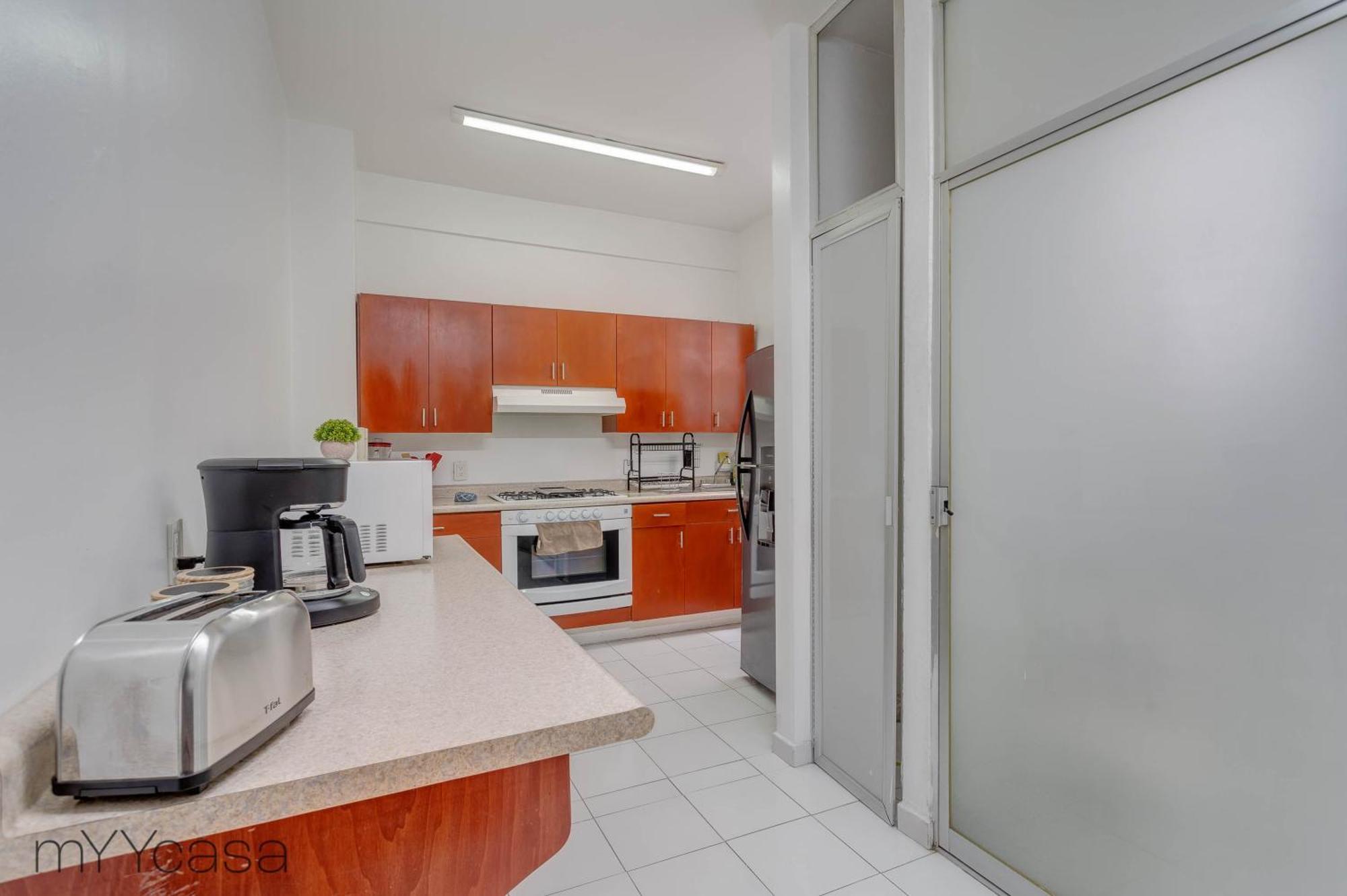 In Quiet District, 8 Min Walk From Masaryk Apartamento *
