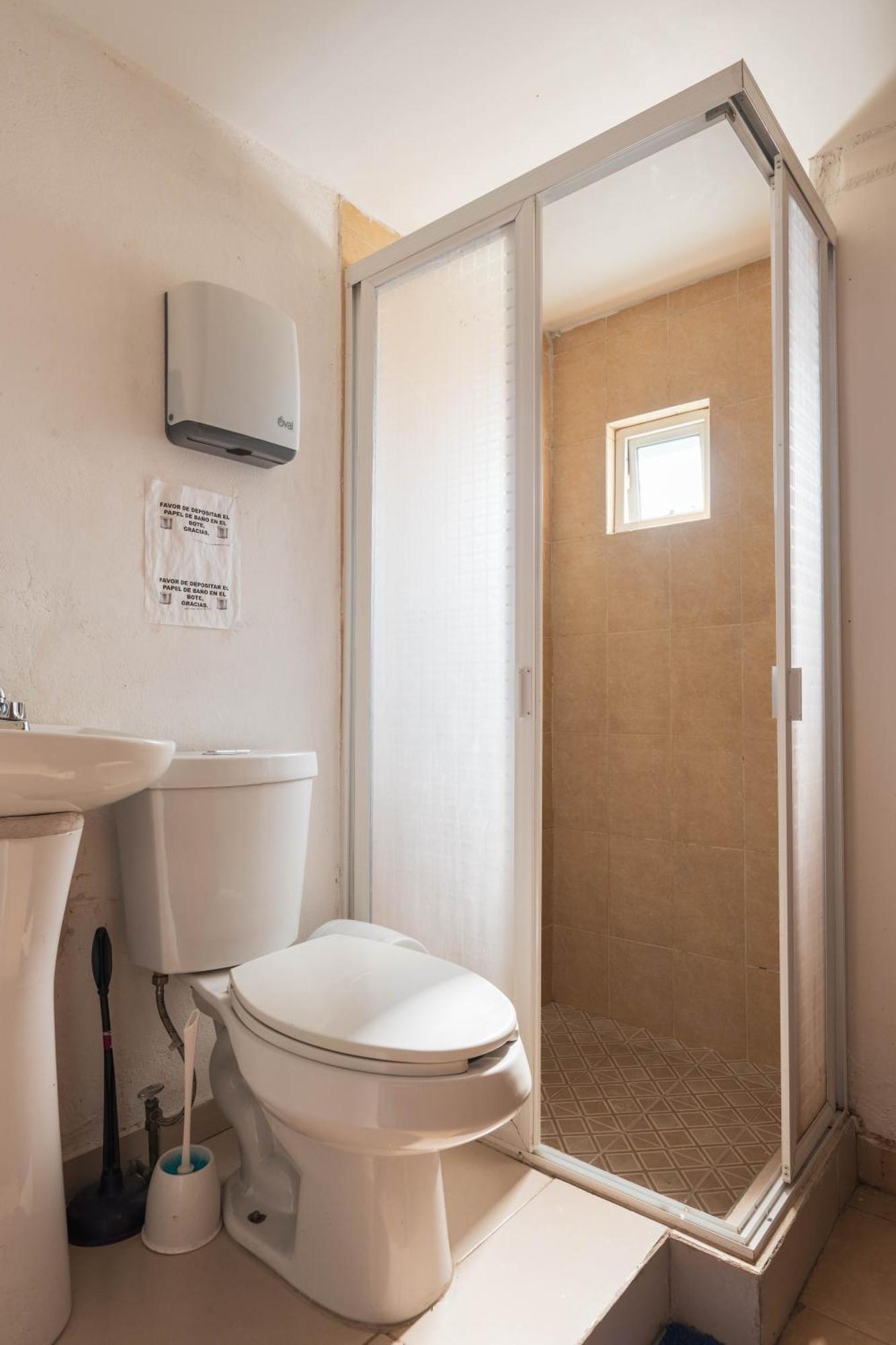 Habitación Privada En Coliving, Súper Ubicación Pensión