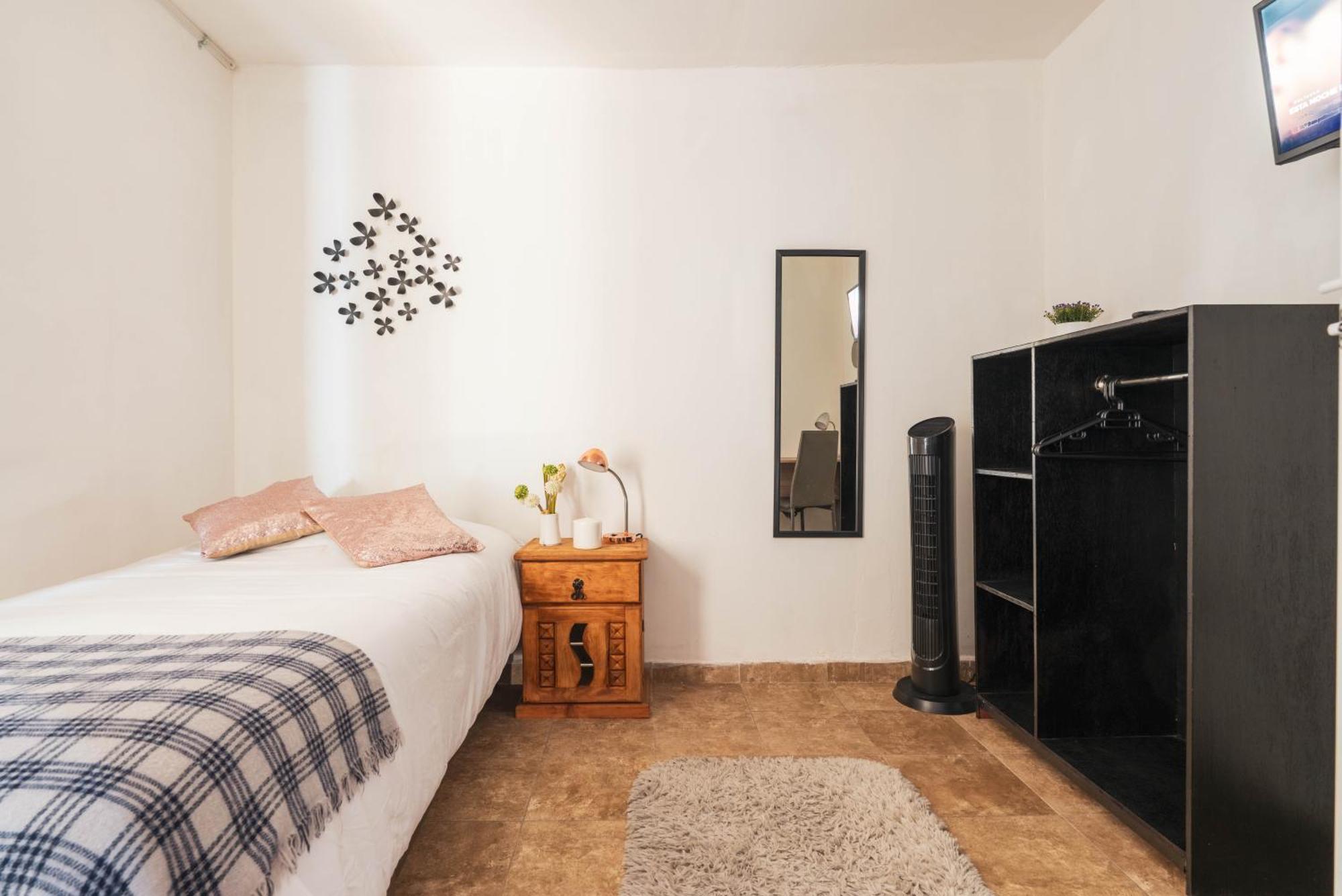 Habitación Privada En Coliving, Súper Ubicación Pensión *