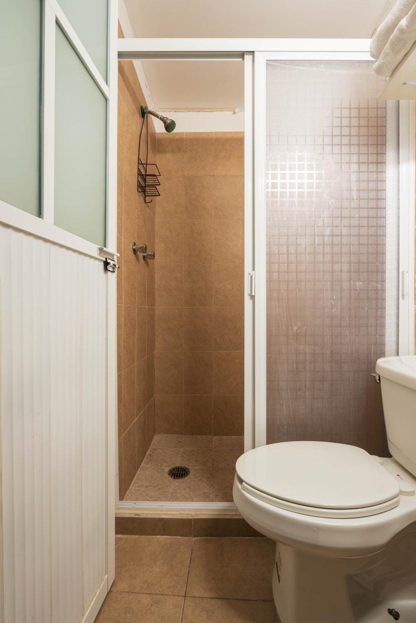 Habitación Privada En Coliving, Súper Ubicación Pensión *