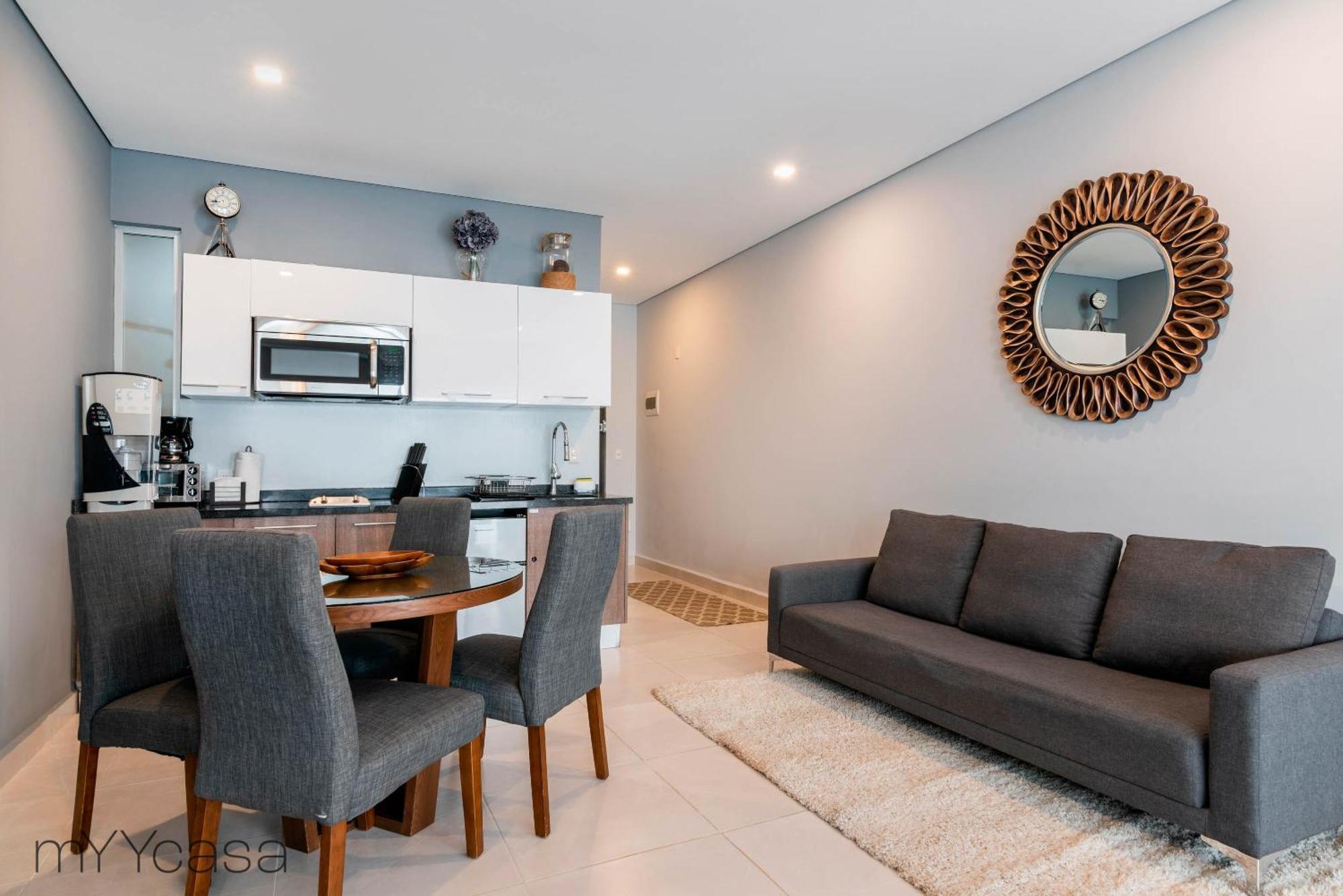 Lovely With Pool & Private Balcony In La Roma - Alure Cidade do México