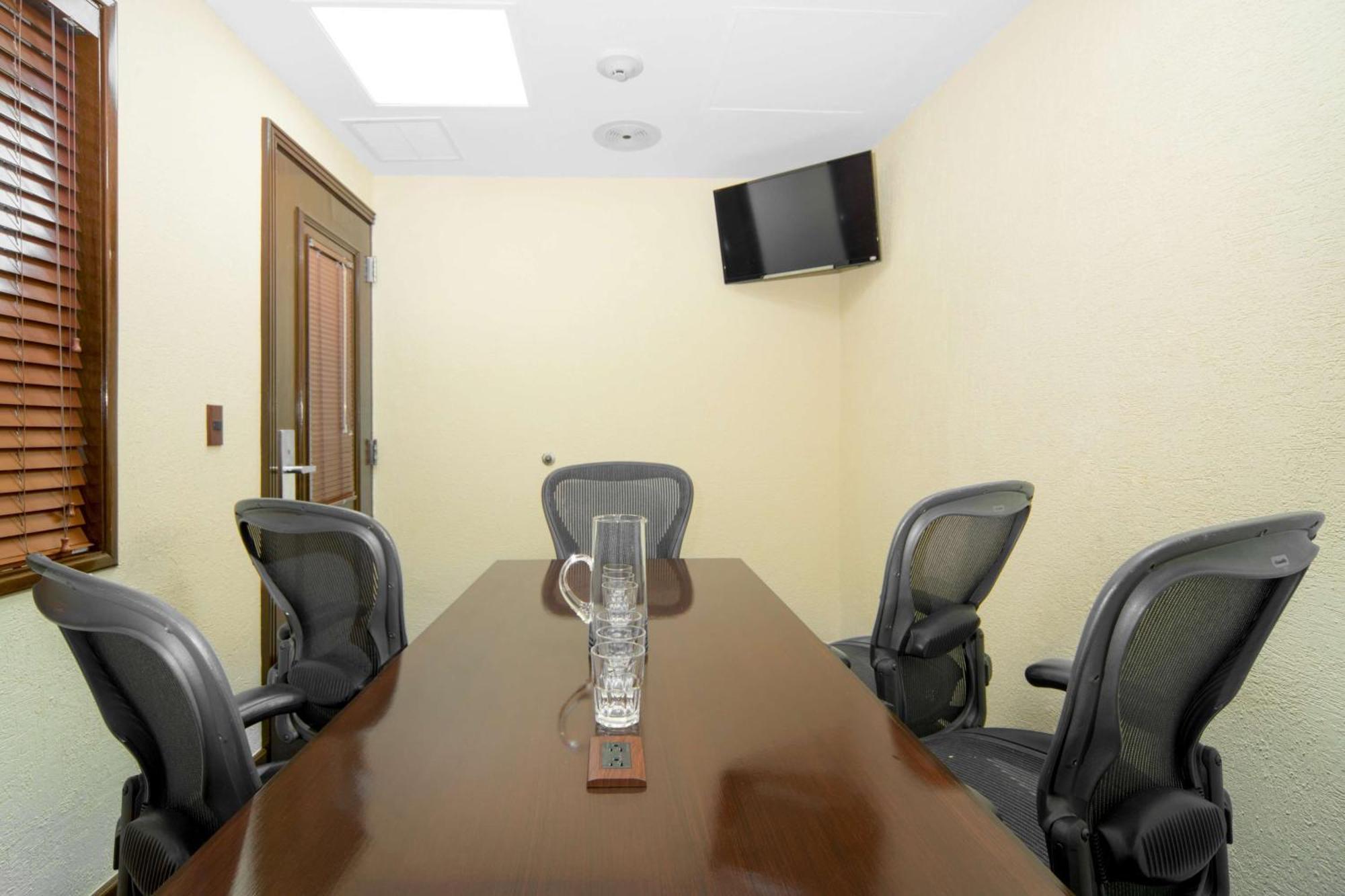 Hotel Hampton Inn&suites - Centro Historico 3*