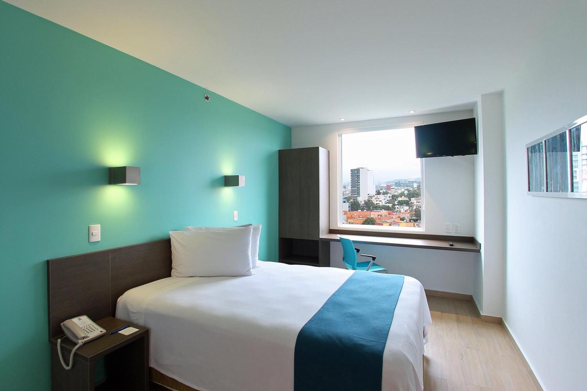 One Periferico Sur 3* Mexico City