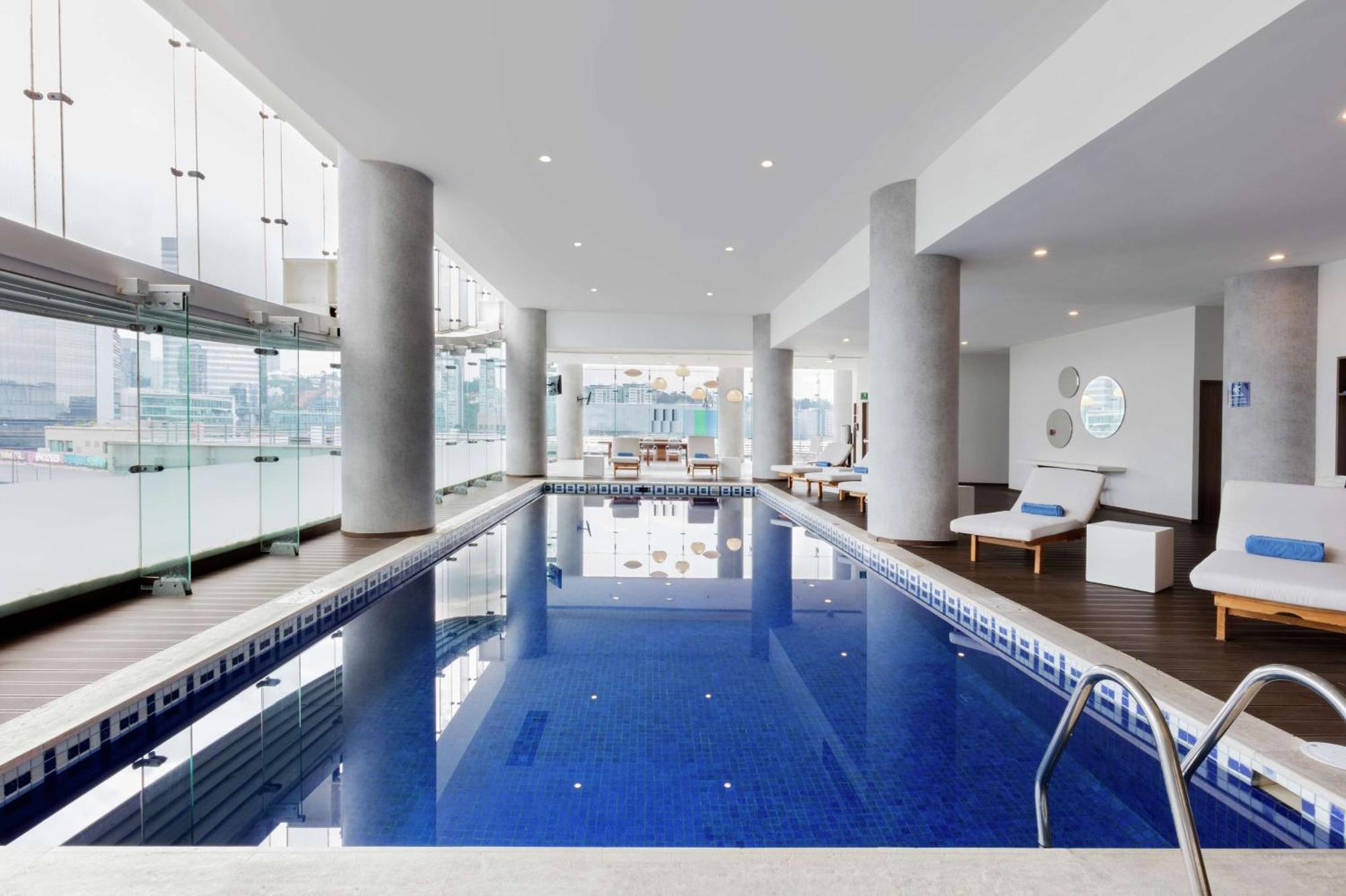 Hotel Doubletree By Hilton Santa Fe Mexico City