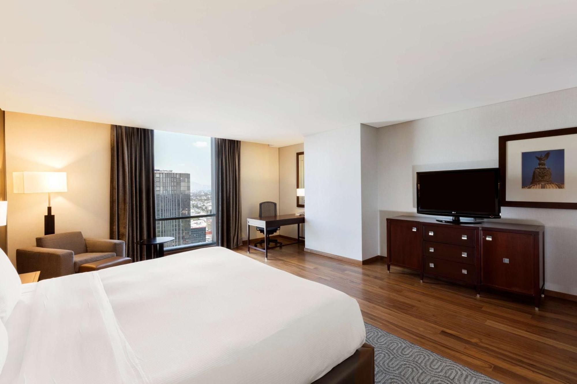Hilton Reforma 4*